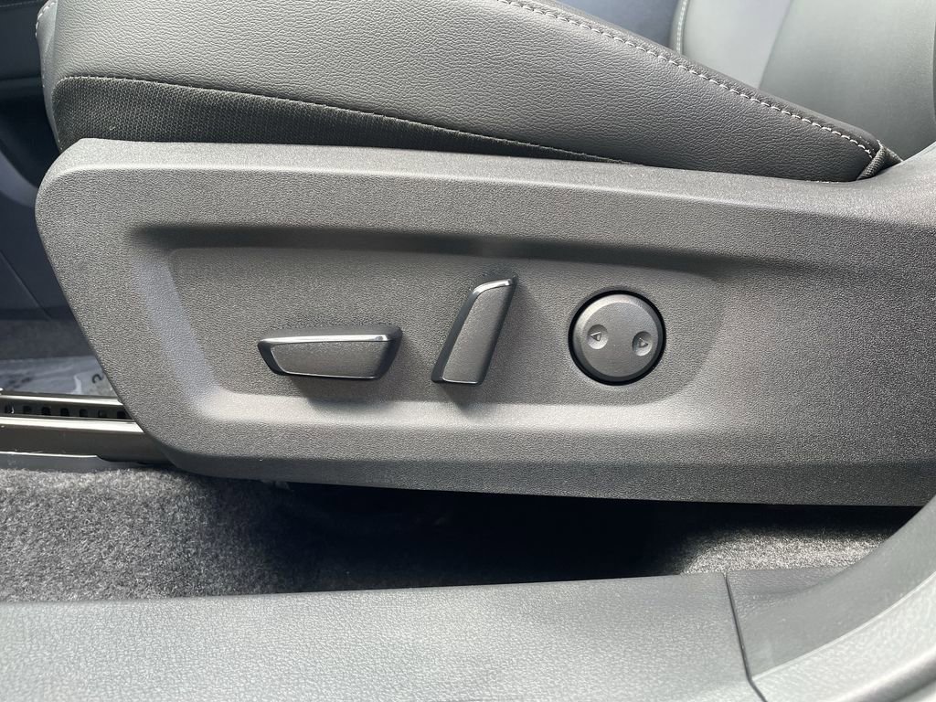 Certified 2025 Nissan Murano SL AWD/4WD image 23