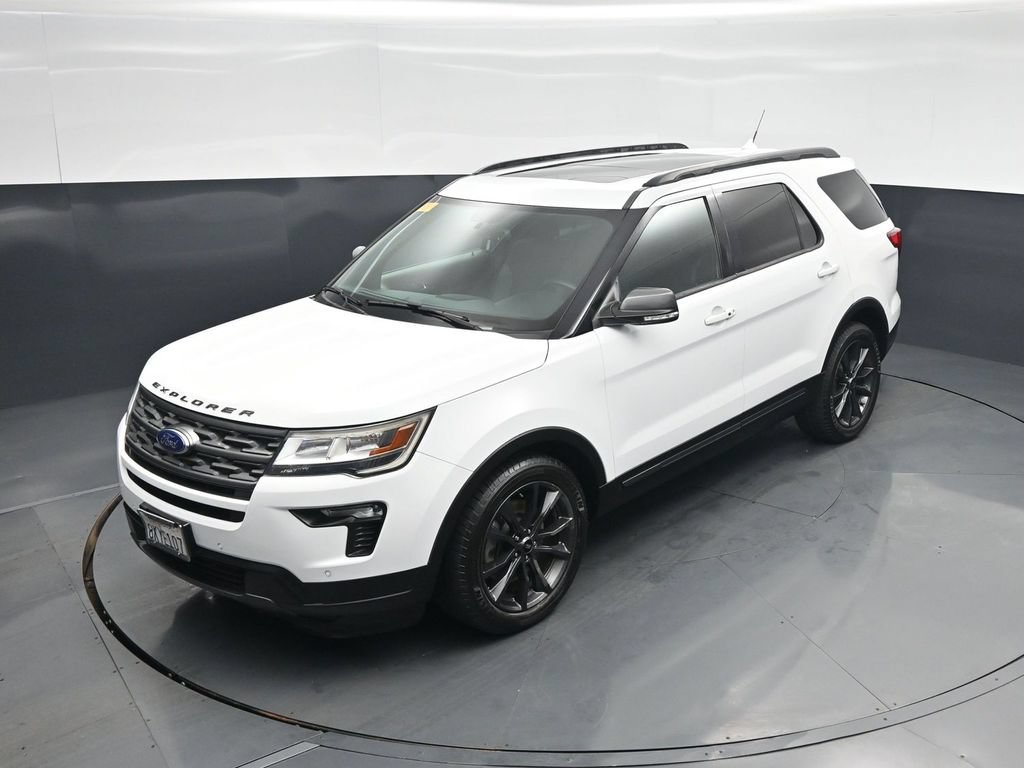 Used 2019 Ford Explorer XLT w/ Equipment Group 202A FWD image 31