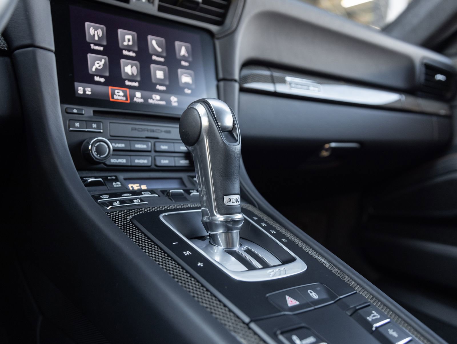 Certified 2018 Porsche 911 Turbo S image 28