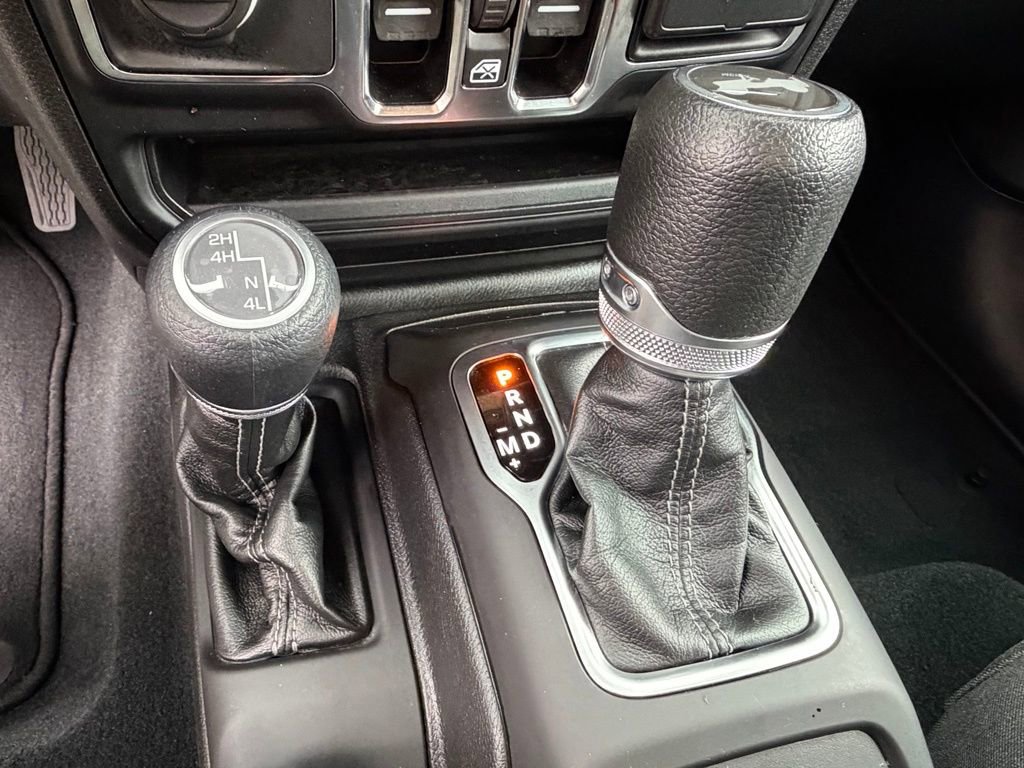 Certified 2024 Jeep Wrangler Sahara image 27