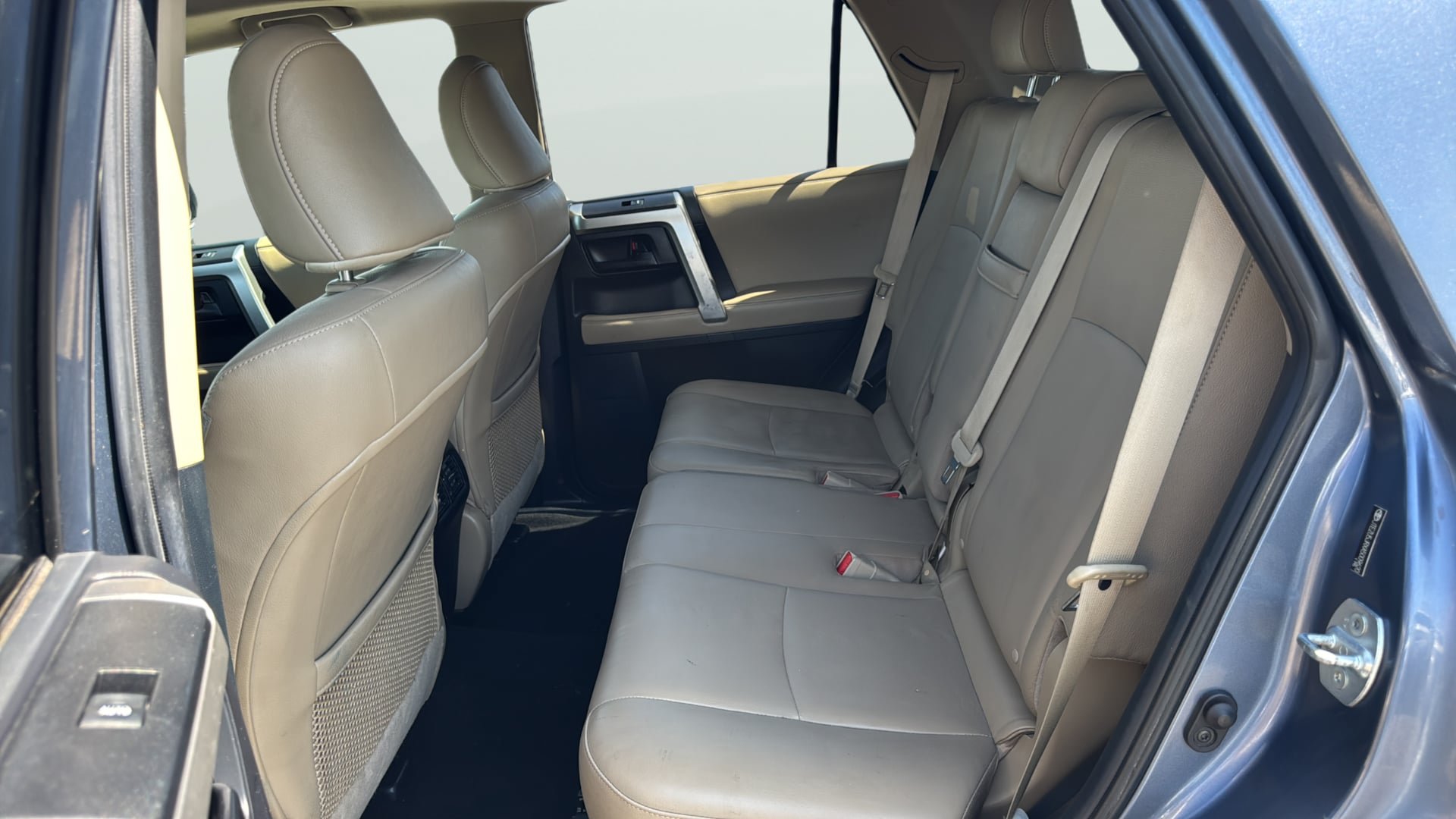 Used 2010 Toyota 4Runner Limited w/ Convenience Pkg RWD image 32