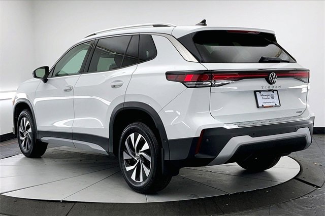 New 2026 Volkswagen Tiguan S image 4