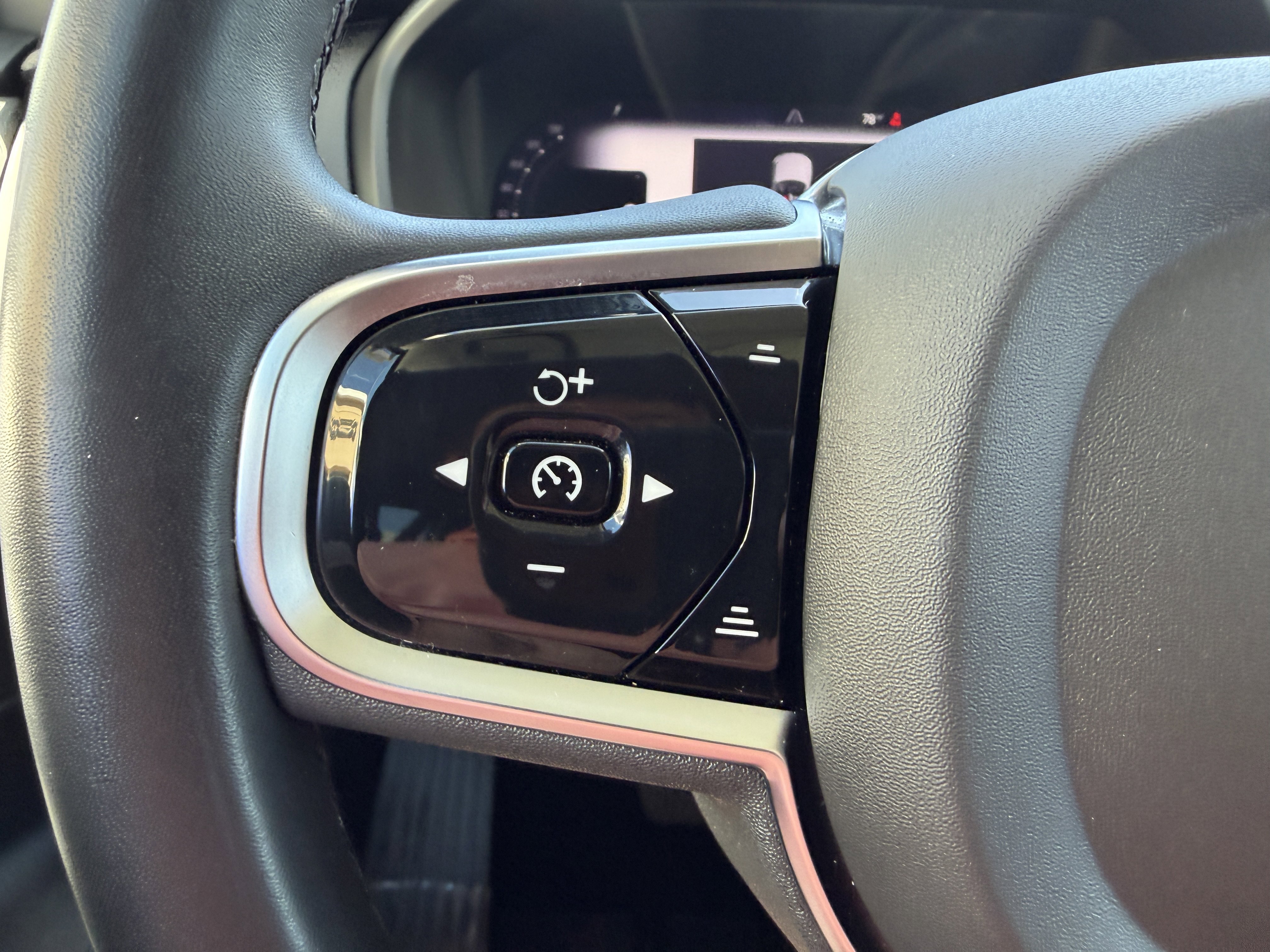 Certified 2023 Volvo XC90 B5 Core w/ Protection Package Premier image 26