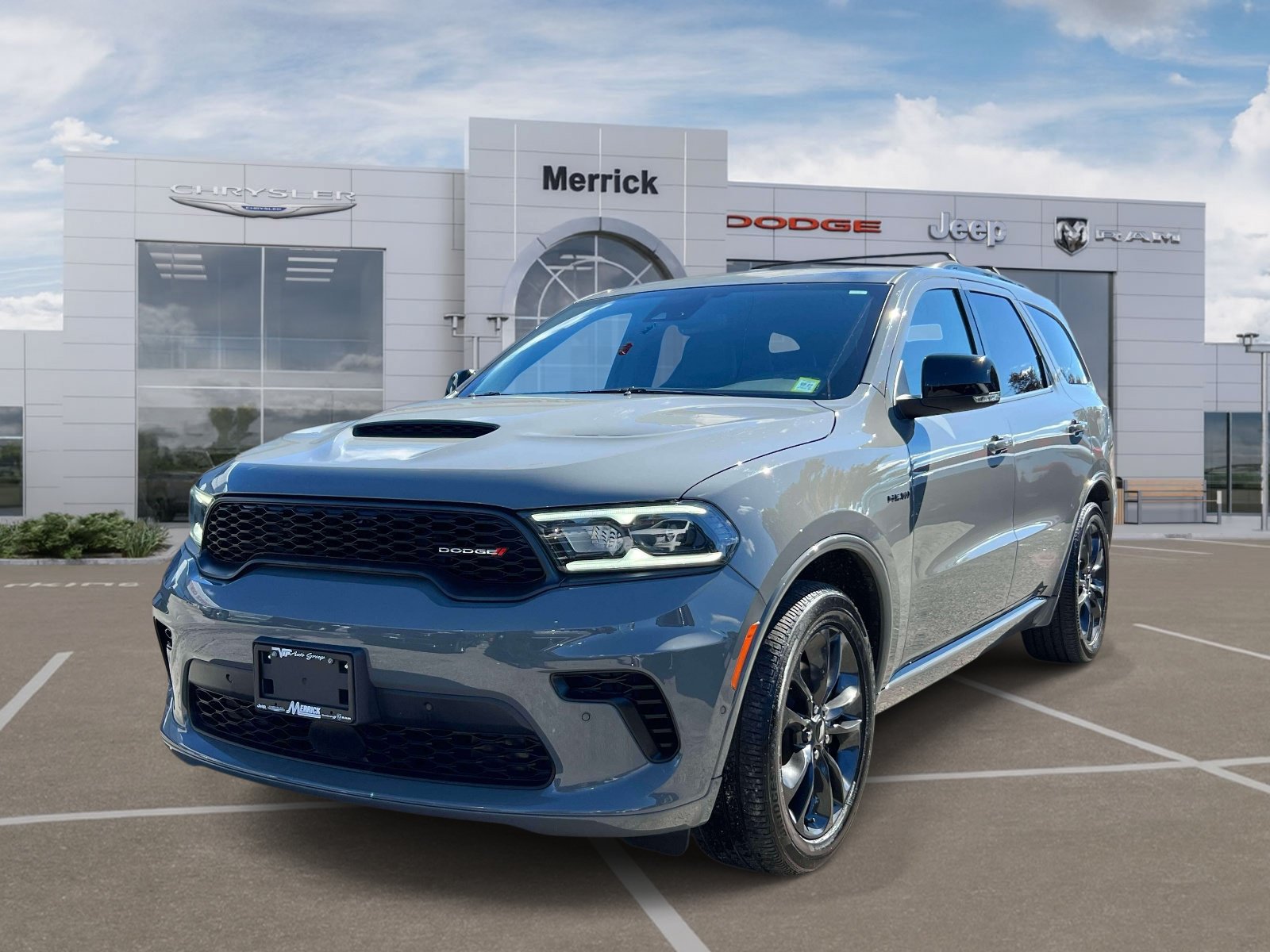 Used 2025 Dodge Durango R/T AWD/4WD image 3