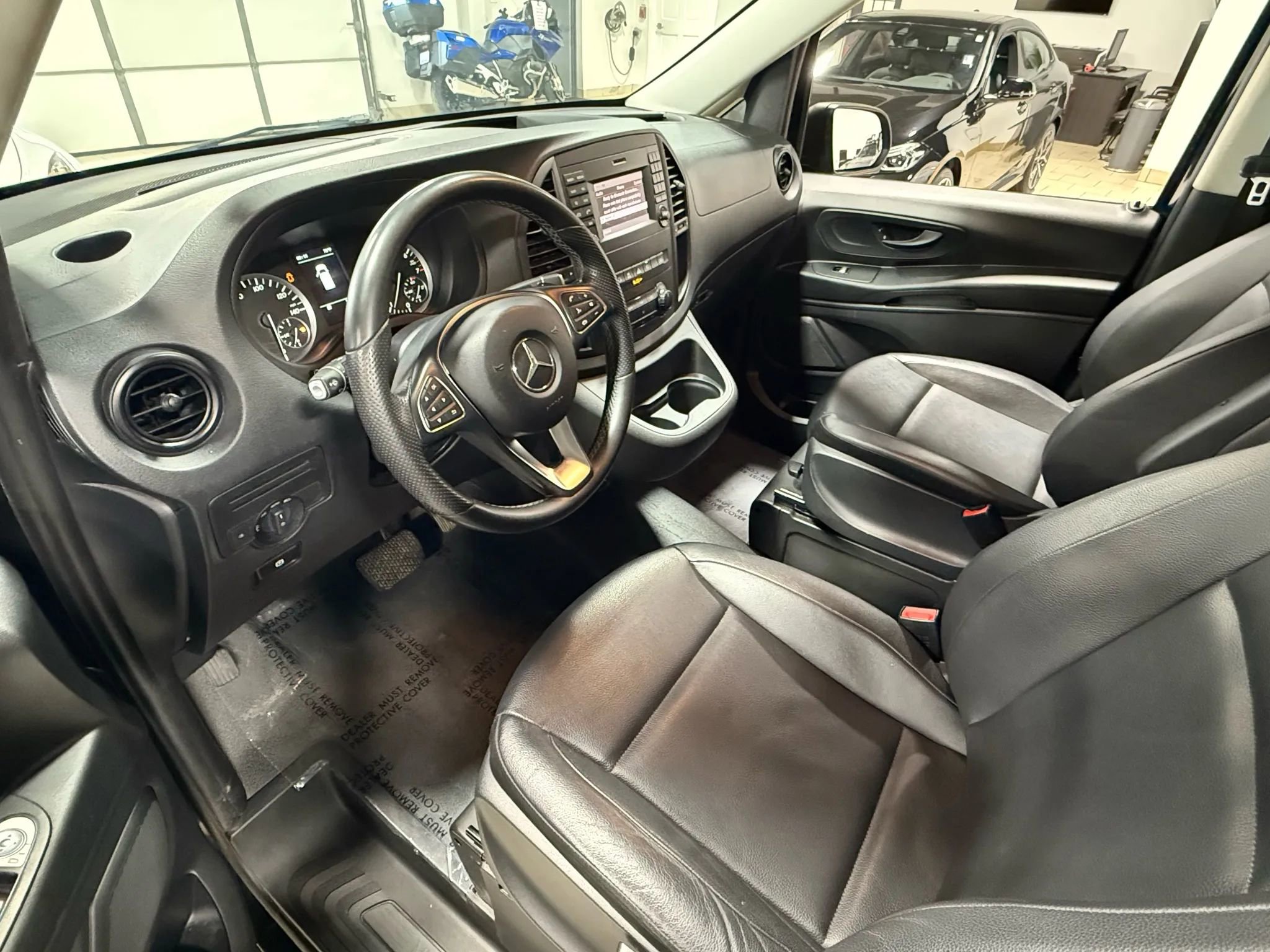 Used 2018 Mercedes-Benz Metris Passenger image 12