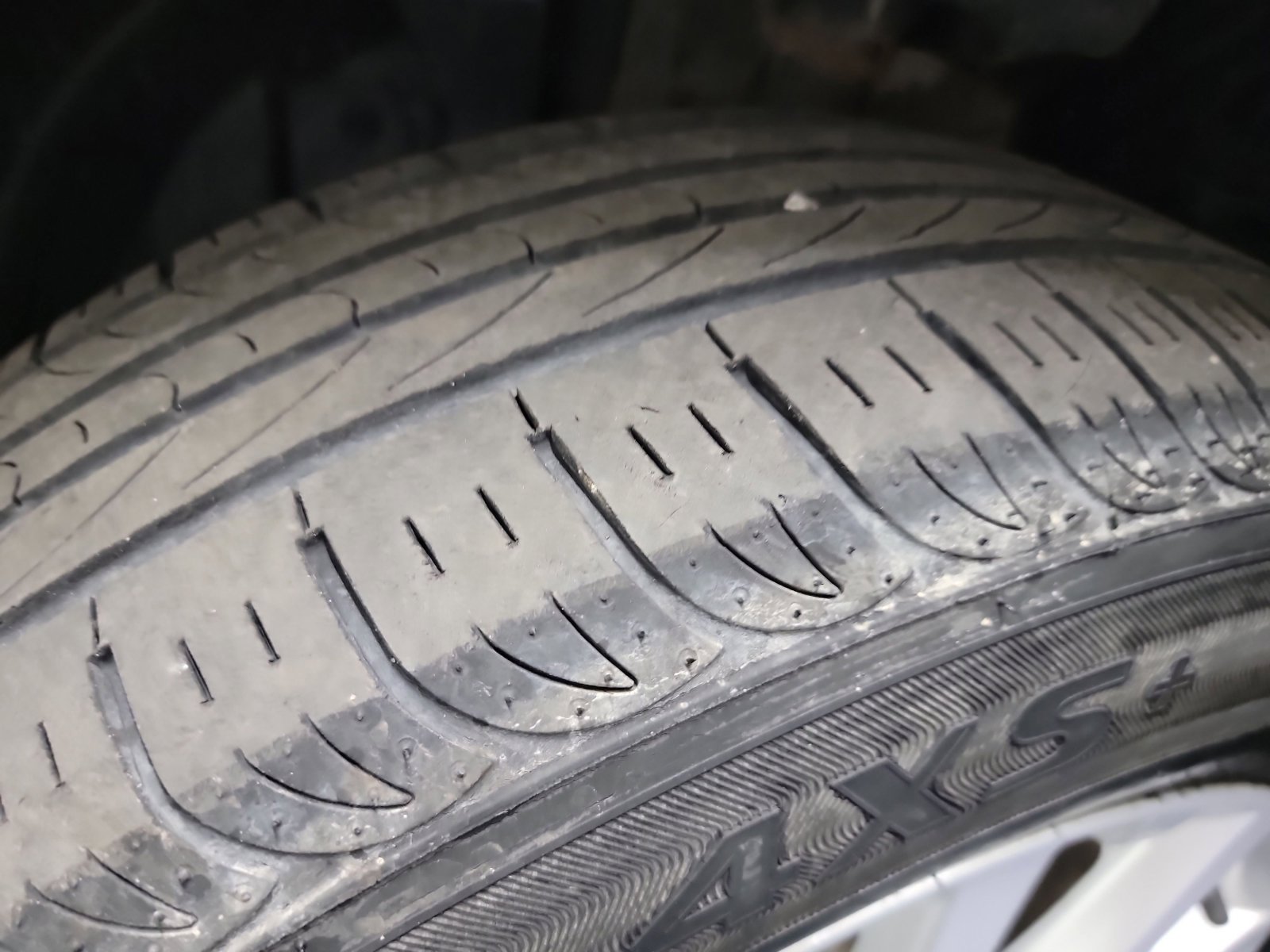 Used 2020 Nissan Rogue SV image 30