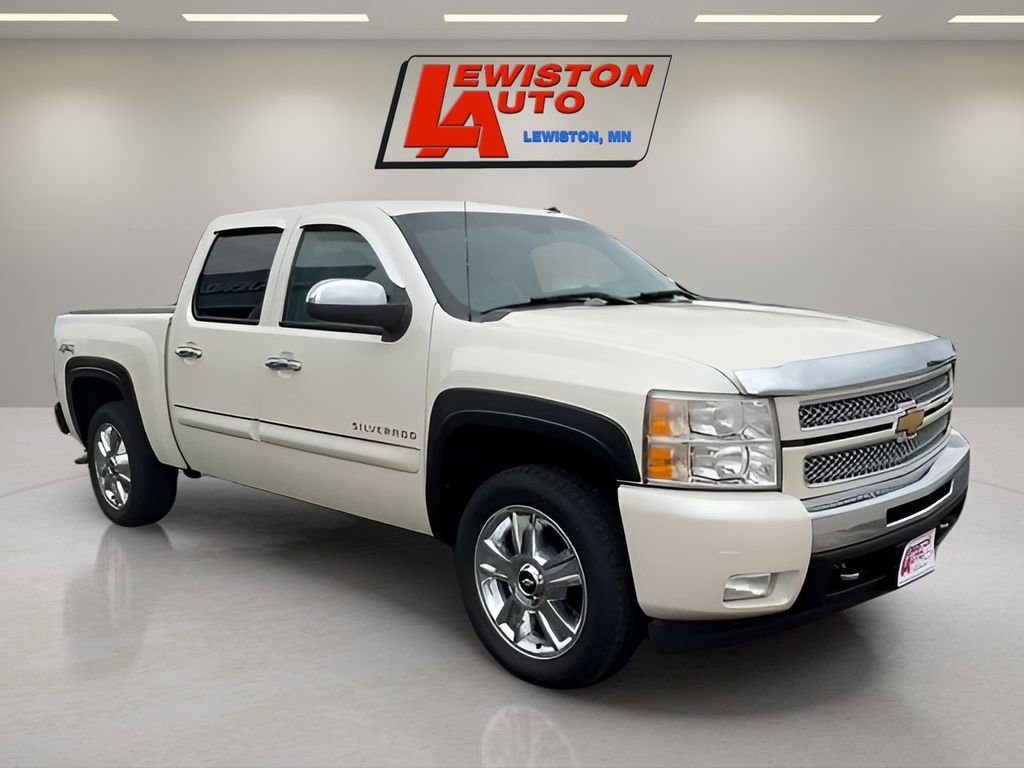 Used 2013 Chevrolet Silverado 1500 LTZ w/ LTZ White Diamond Edition image 2