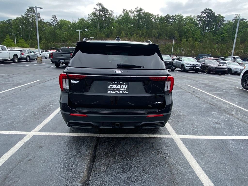 Certified 2025 Ford Explorer ST-Line image 6