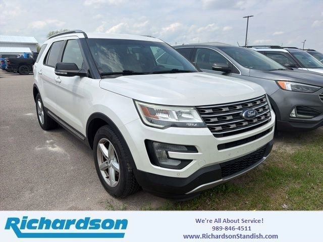 Used 2016 Ford Explorer XLT w/ Equipment Group 202A AWD/4WD image 1