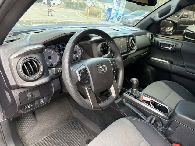 Certified 2023 Toyota Tacoma TRD Off-Road AWD/4WD image 12