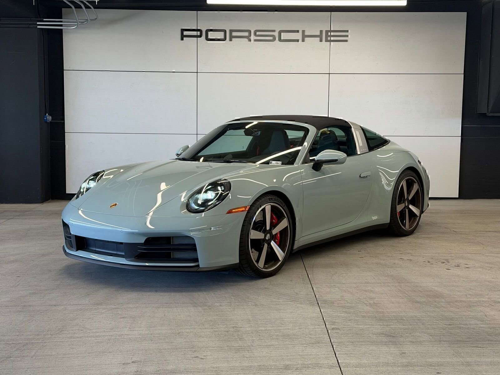 Certified 2026 Porsche 911 Targa 4S AWD/4WD image 1