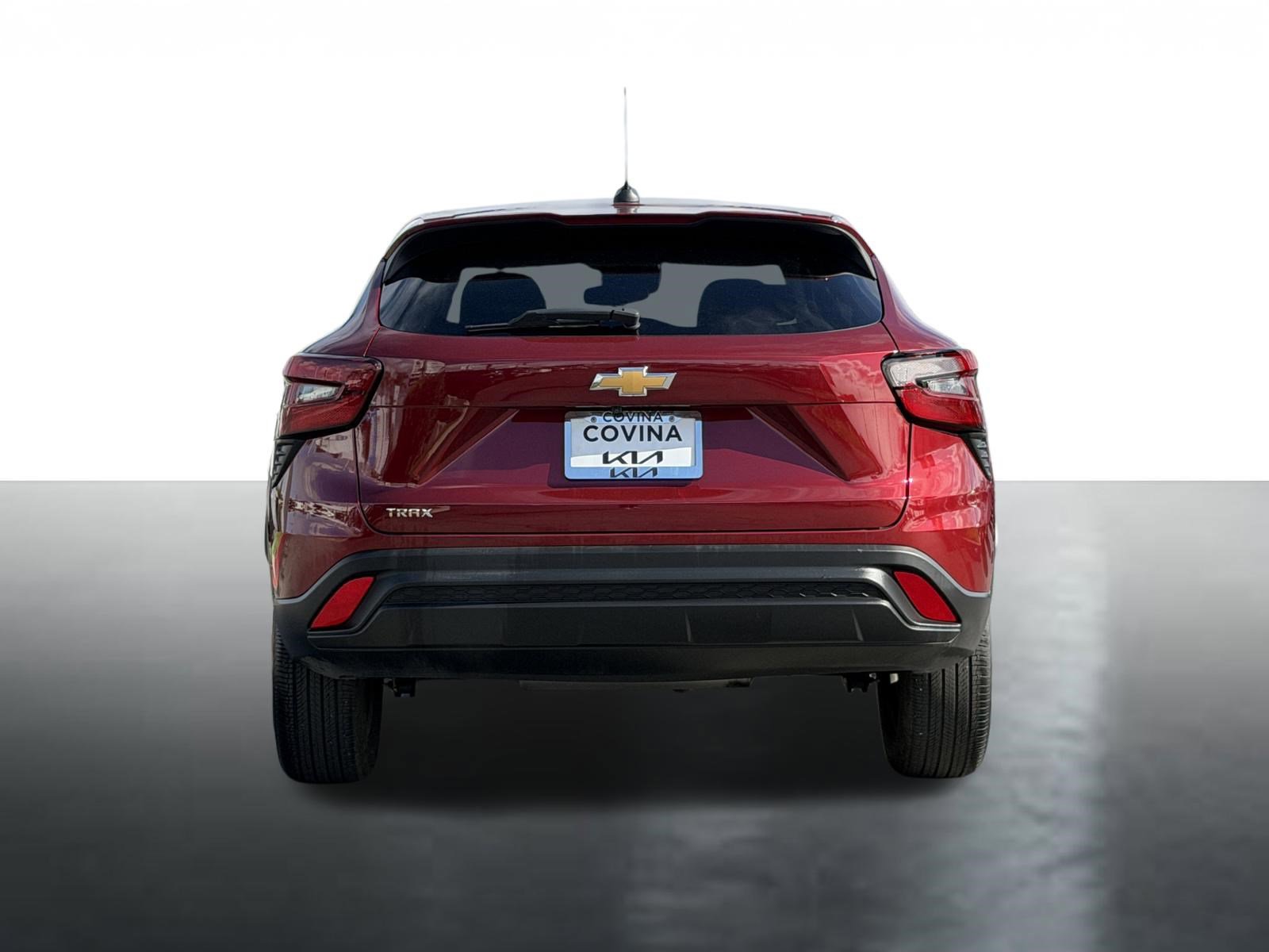 Used 2024 Chevrolet Trax LS image 7