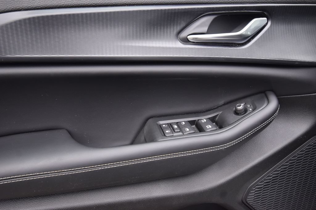 New 2026 Jeep Grand Cherokee Laredo AWD/4WD image 28
