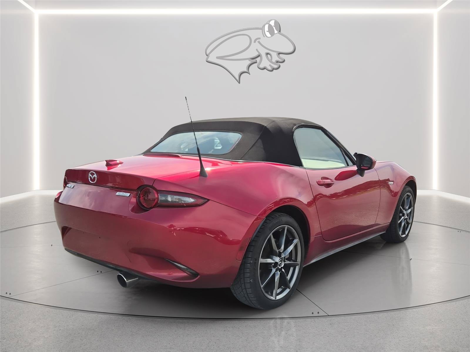 Used 2016 MAZDA MX-5 Miata Grand Touring RWD image 5