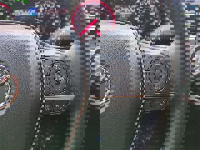 Used 2018 Toyota Camry XSE image 27