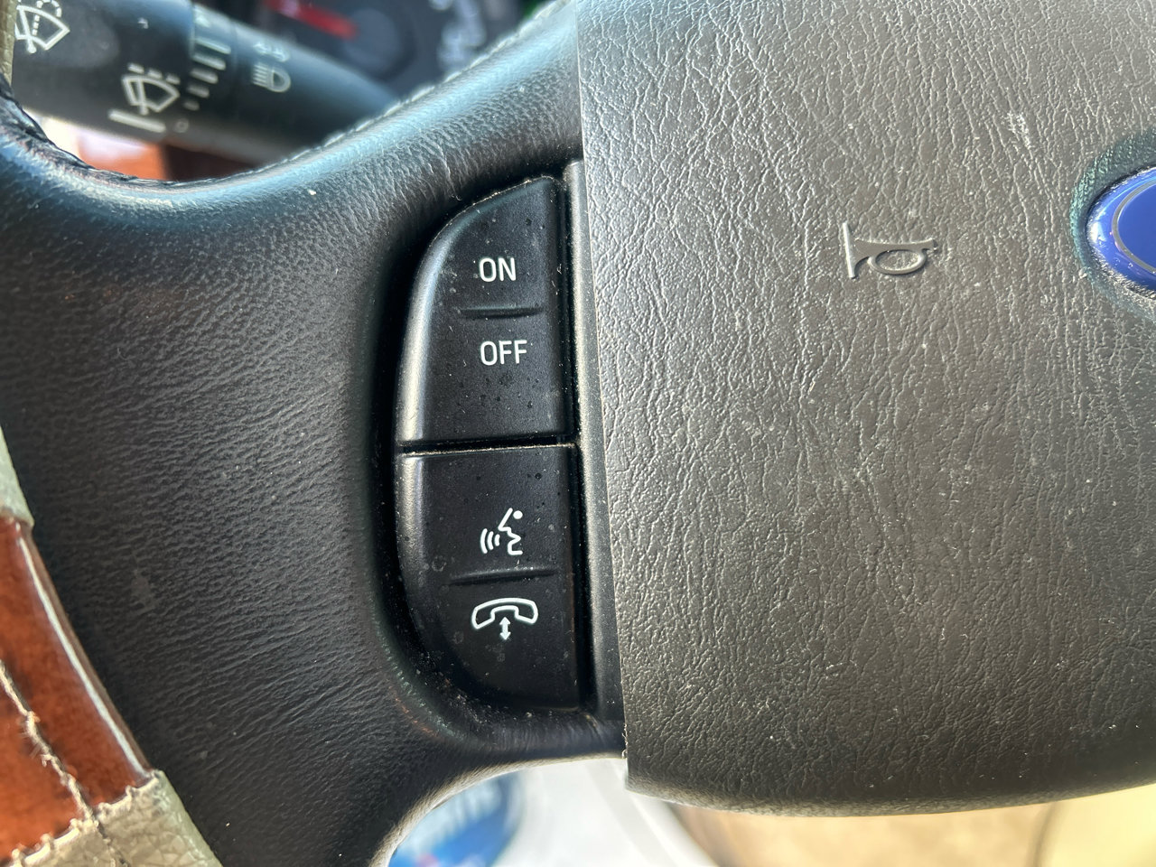 Used 2012 Ford E-150 and Econoline 150 w/ RV Plus Pkg image 12