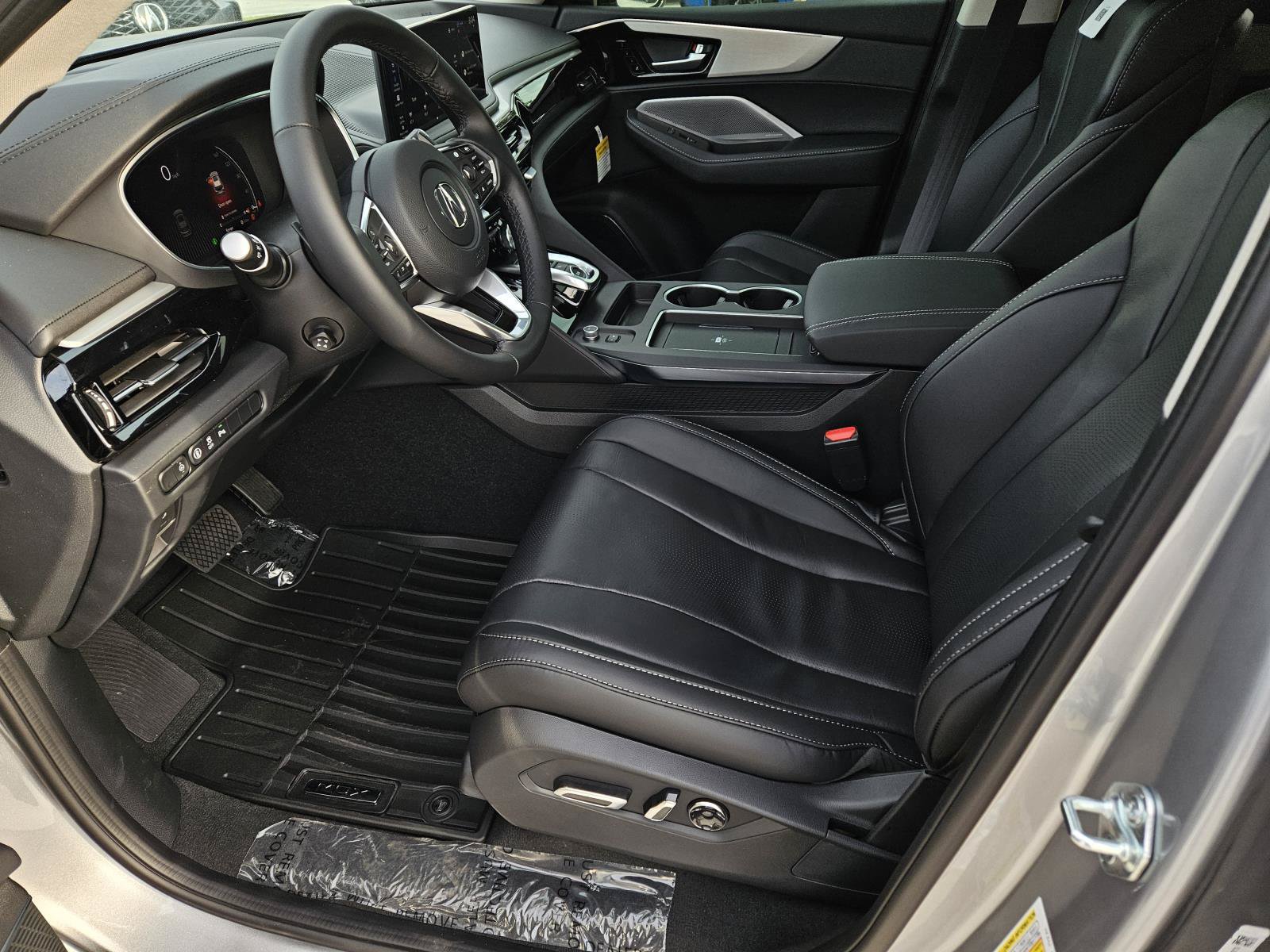 New 2026 Acura MDX w/ Technology Package FWD image 17