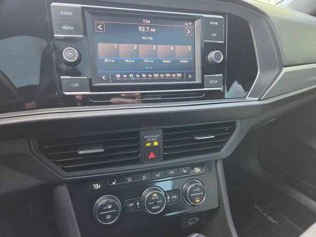 Used 2019 Volkswagen Jetta R-Line FWD image 12