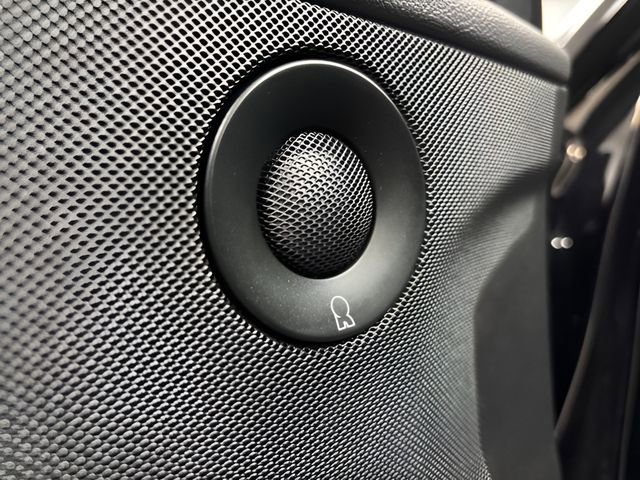 Used 2025 Lincoln Corsair Reserve w/ Equipment Group 202A image 40