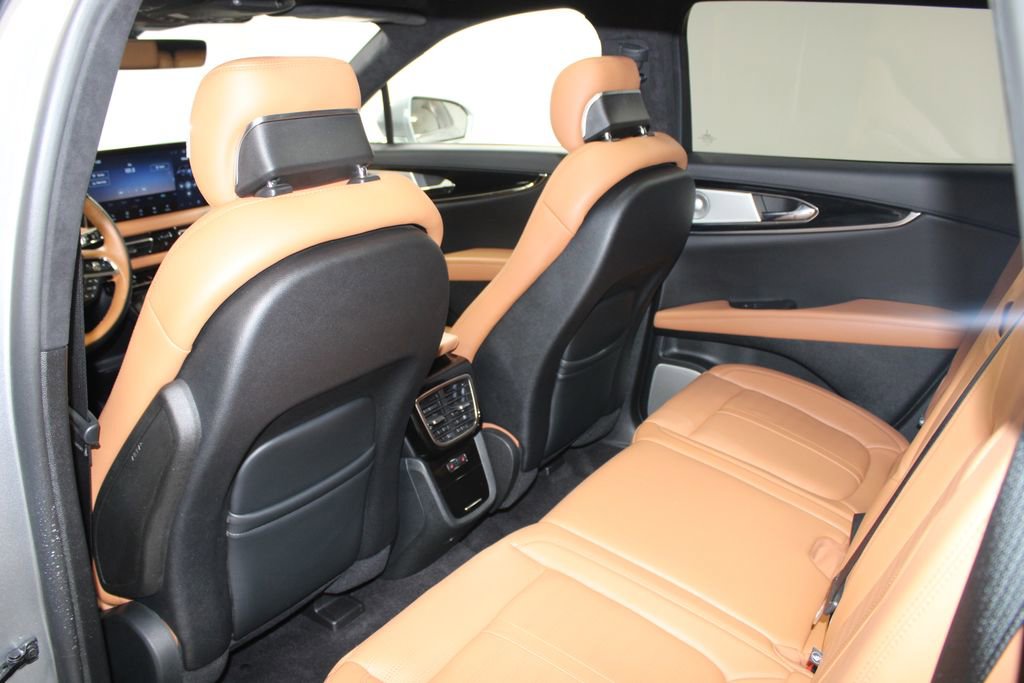 Used 2023 Lincoln Nautilus Black Label AWD/4WD image 27