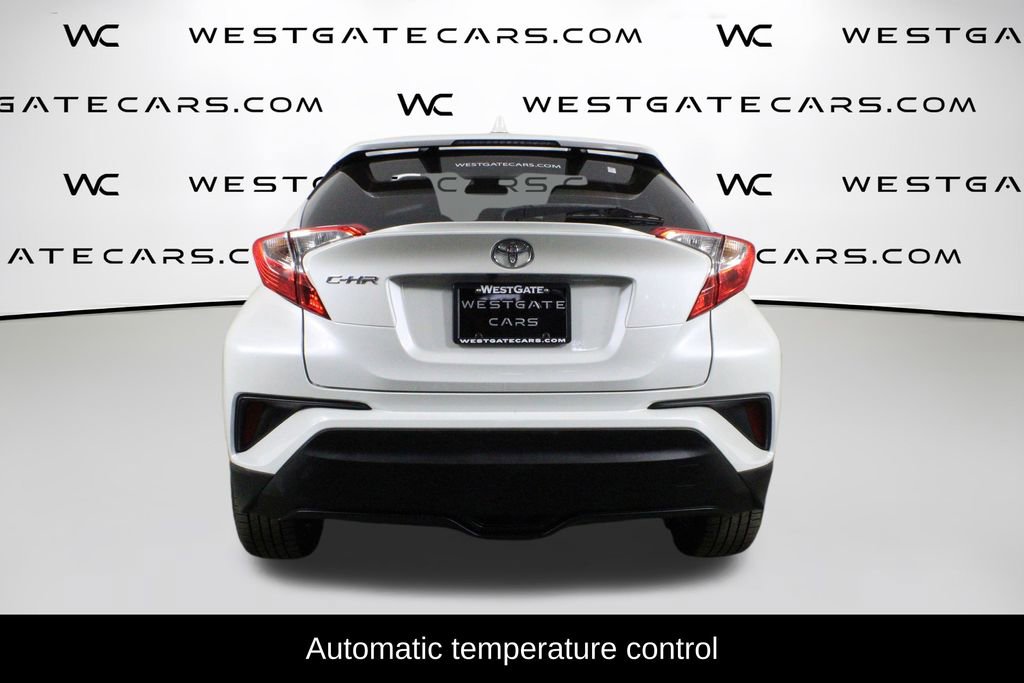 Used 2021 Toyota C-HR XLE image 7