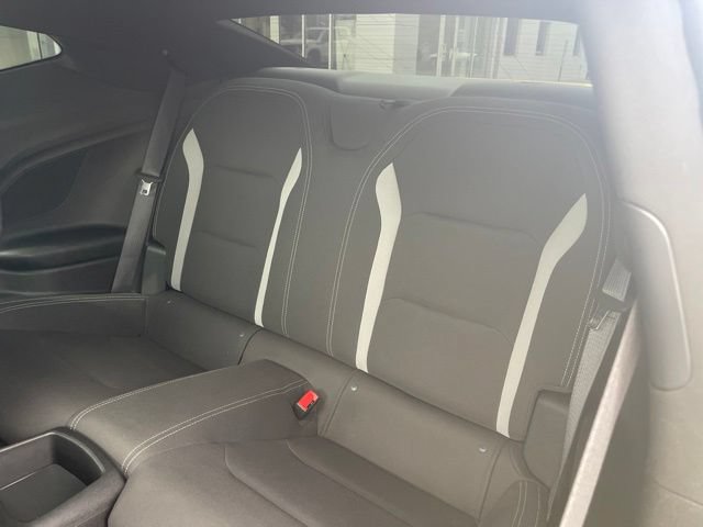 Used 2018 Chevrolet Camaro SS RWD image 17