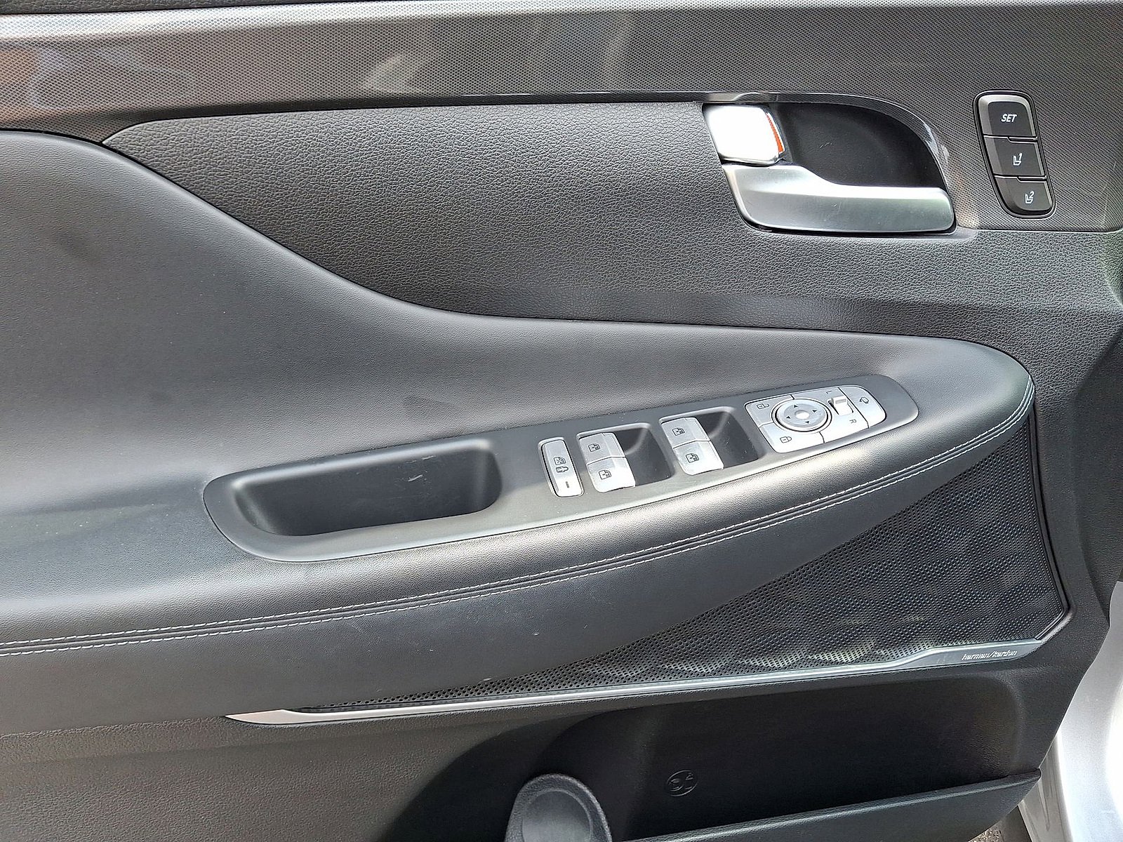 Used 2022 Hyundai Santa Fe Calligraphy image 16