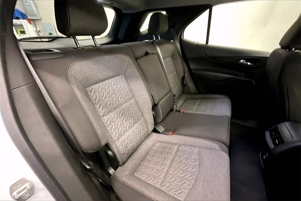 Used 2022 Chevrolet Equinox LT image 23