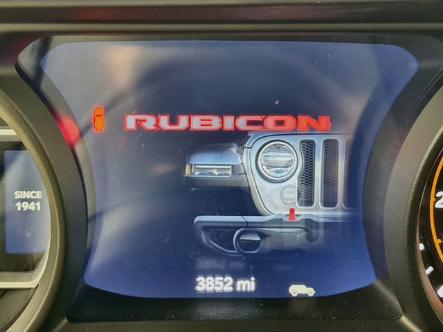Used 2025 Jeep Wrangler Unlimited Rubicon AWD/4WD image 16