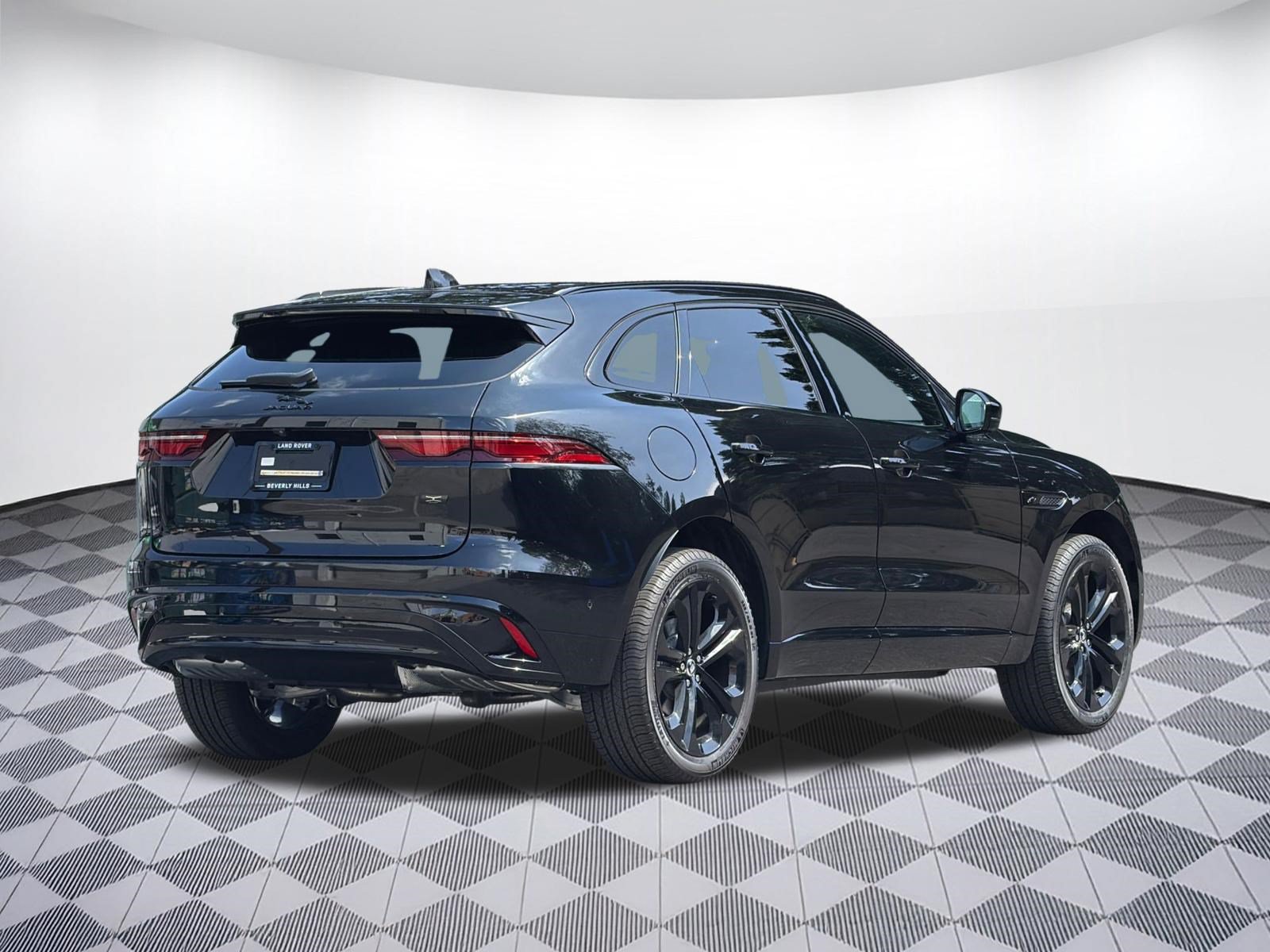 New 2026 Jaguar F-PACE R-Dynamic S AWD/4WD image 8