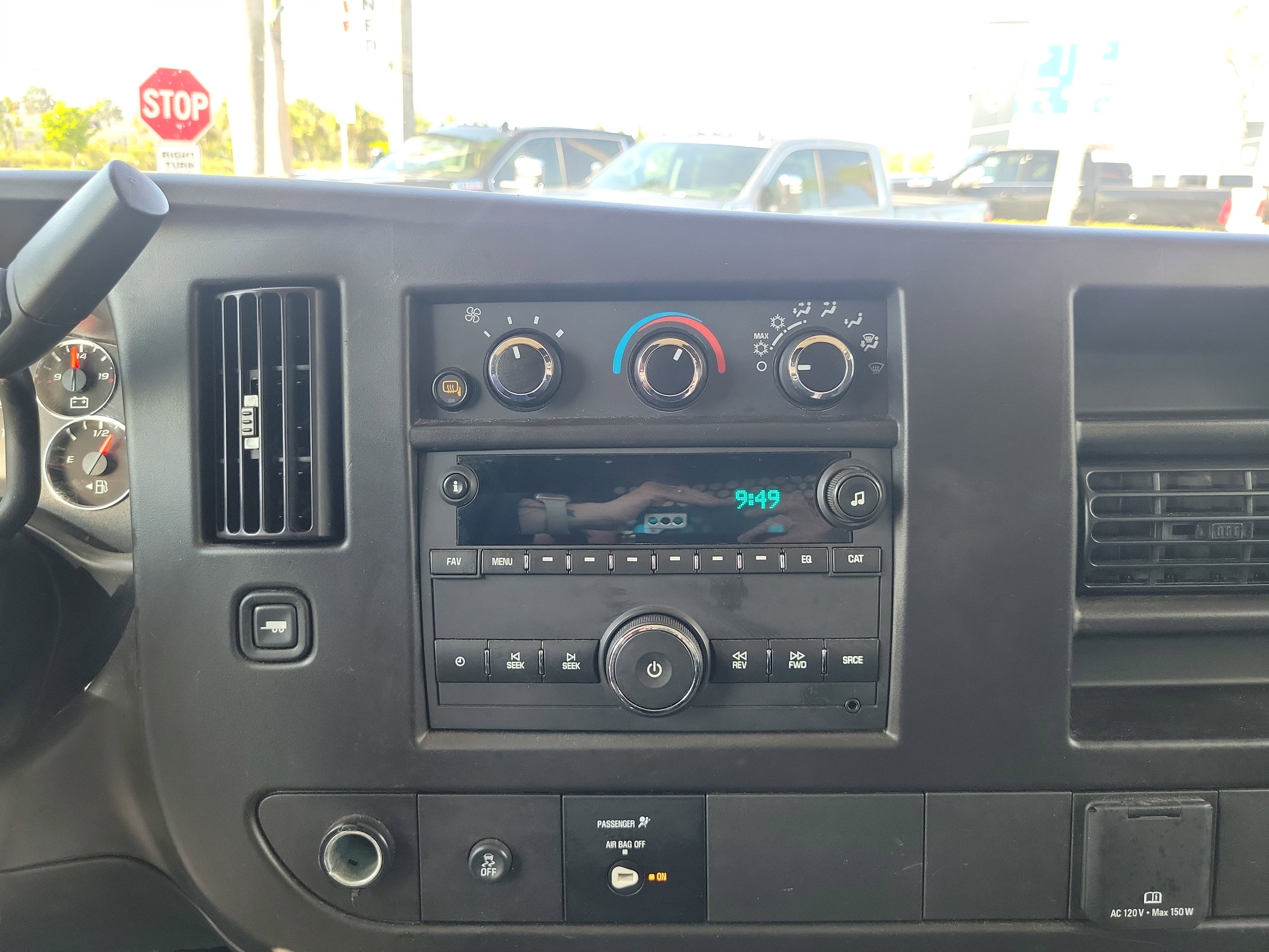 Used 2024 Chevrolet Express 2500 w/ Driver Convenience Package image 18