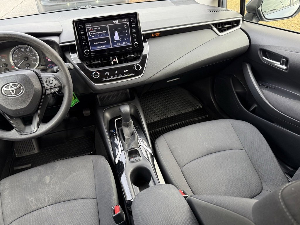 Used 2021 Toyota Corolla LE image 28