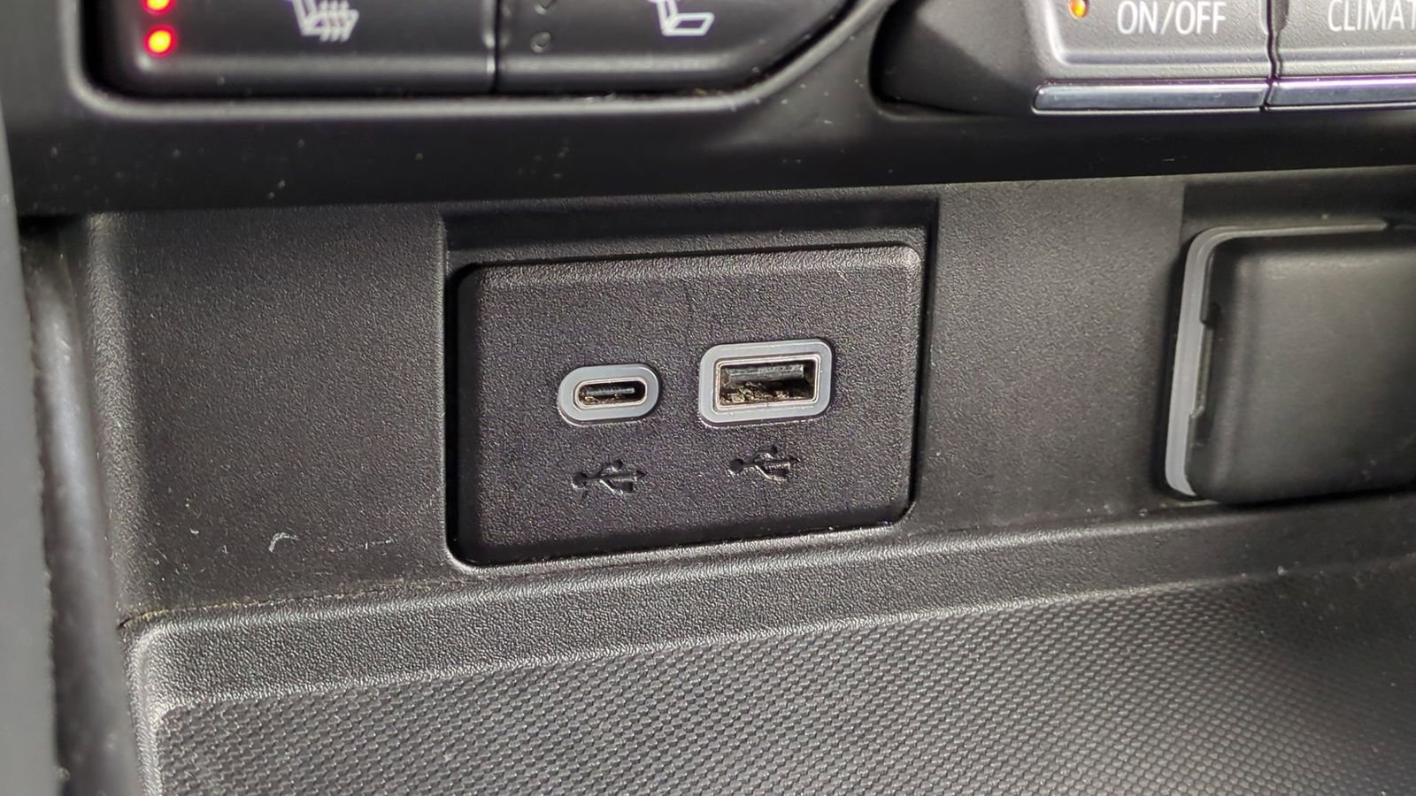 Used 2023 Chevrolet Tahoe RST image 35