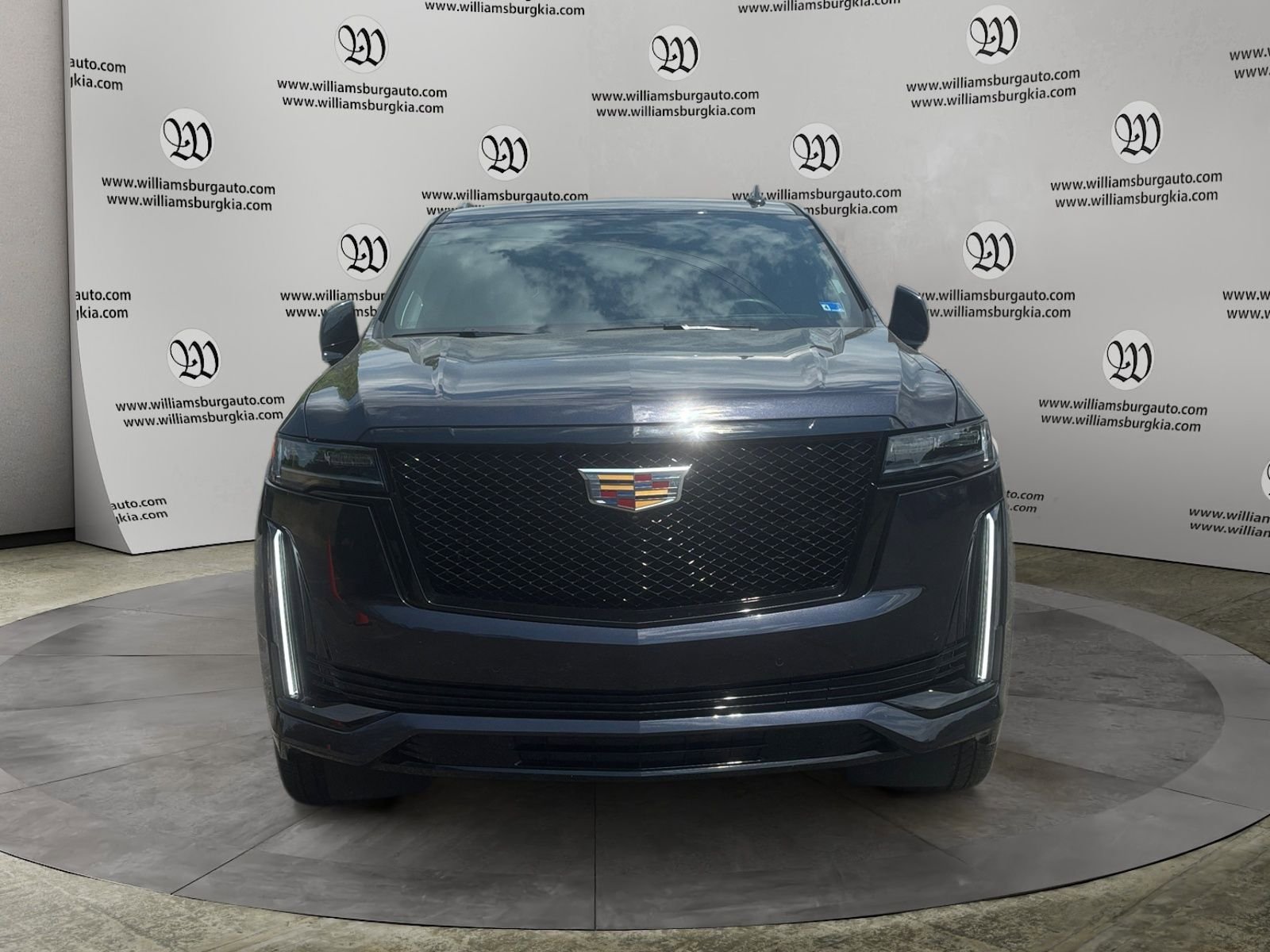 Used 2024 Cadillac Escalade Sport Platinum AWD/4WD image 8