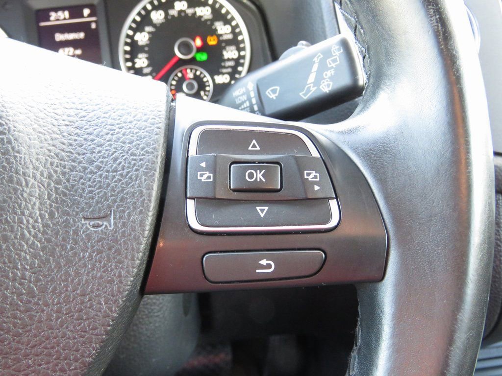 Used 2016 Volkswagen Tiguan S image 22