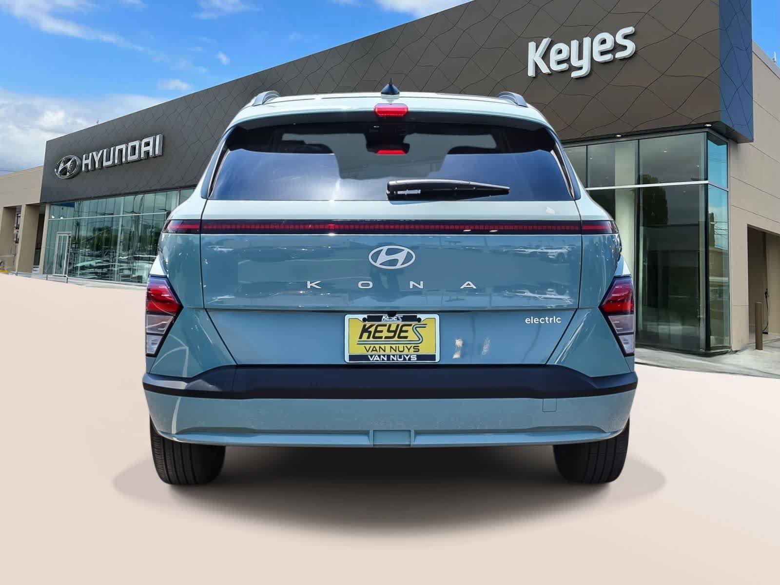Certified 2024 Hyundai Kona SEL FWD image 6
