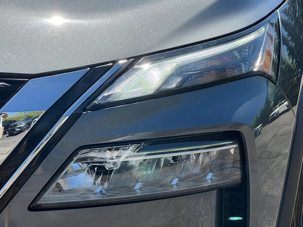 Used 2023 Nissan Rogue SV w/ SV Premium Package AWD/4WD image 11
