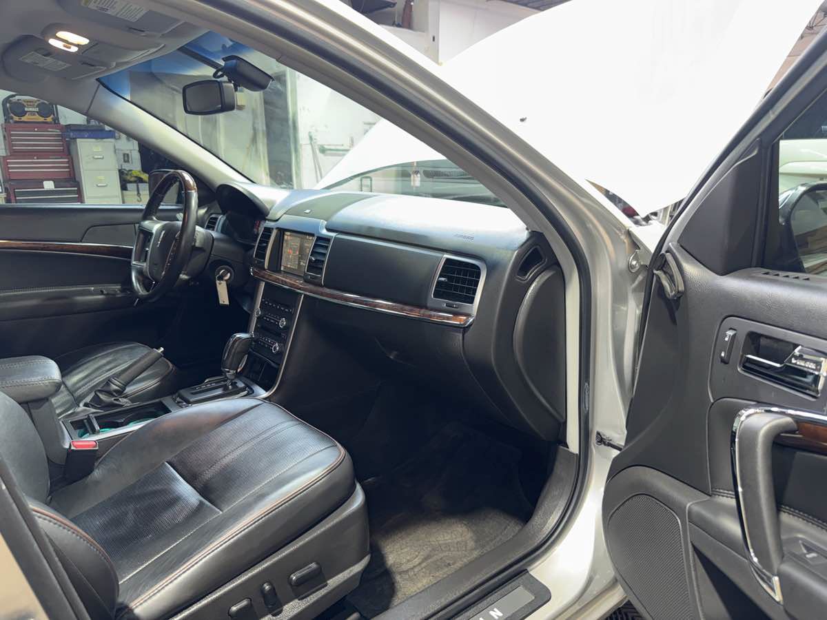 Used 2012 Lincoln MKZ Hybrid FWD image 26