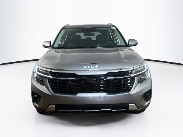 Used 2024 Kia Seltos S AWD/4WD image 2