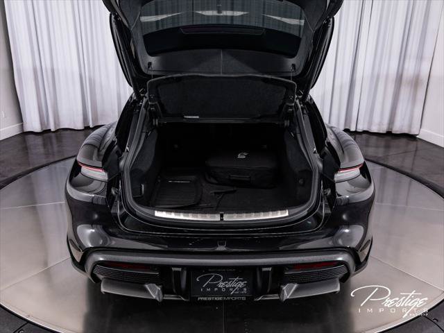 Used 2023 Porsche Taycan Cross Turismo AWD/4WD image 12