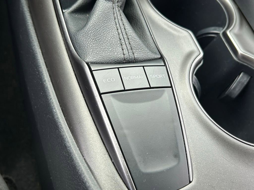 Used 2023 Toyota Camry SE image 52