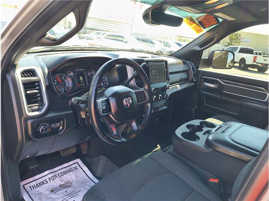 Used 2020 RAM 2500 Big Horn w/ Level 1 Equipment Group AWD/4WD image 4