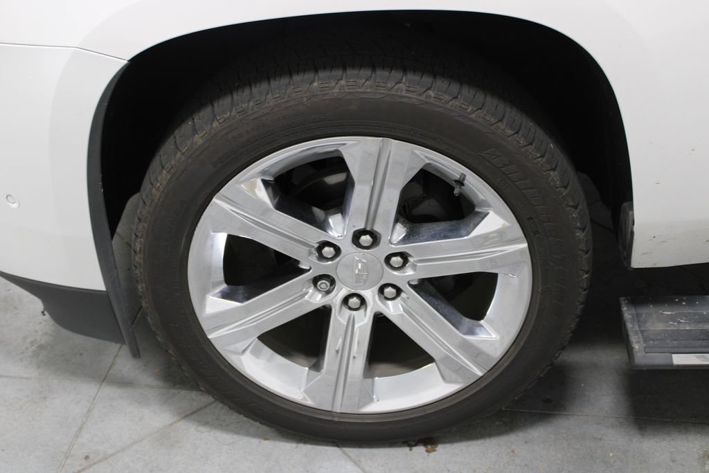 Used 2020 Cadillac Escalade Premium Luxury AWD/4WD image 45