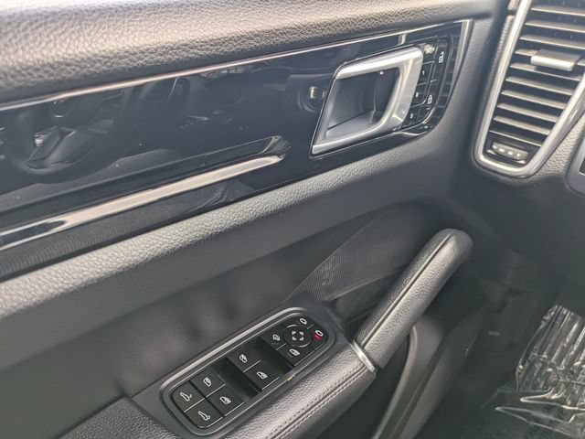 Used 2021 Porsche Cayenne S AWD/4WD image 25
