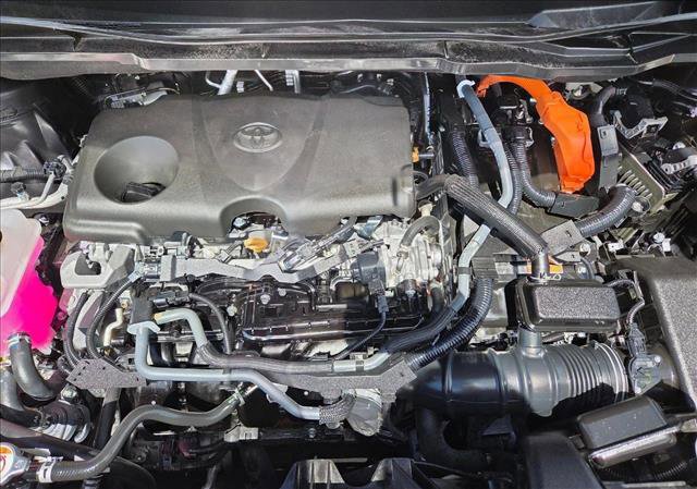 Used 2025 Toyota Sienna Platinum AWD/4WD image 22