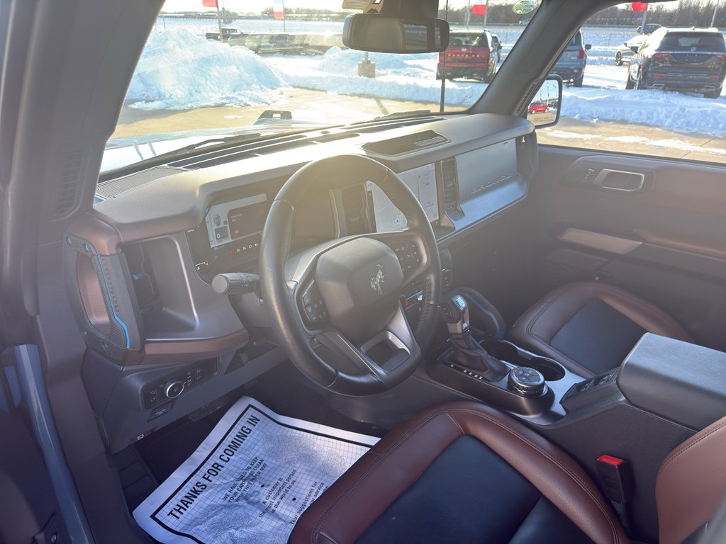 Used 2023 Ford Bronco Outer Banks image 9