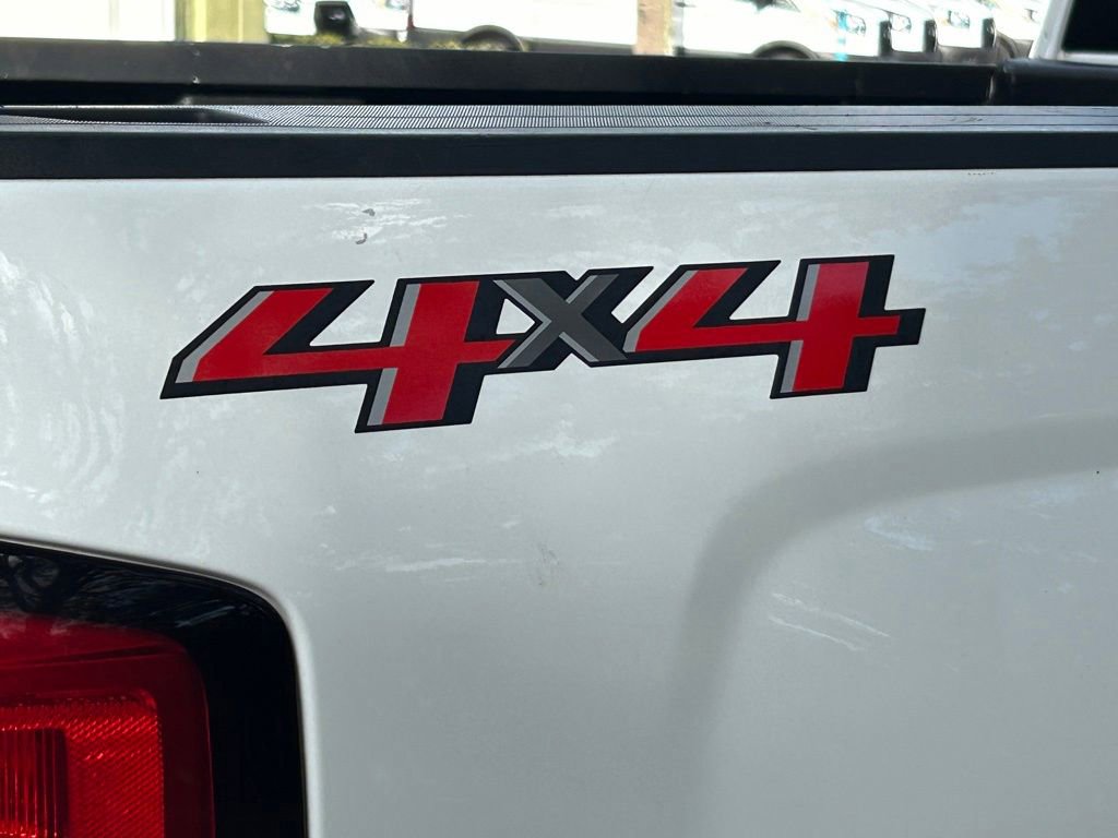 Used 2019 Chevrolet Silverado 1500 LT AWD/4WD image 21