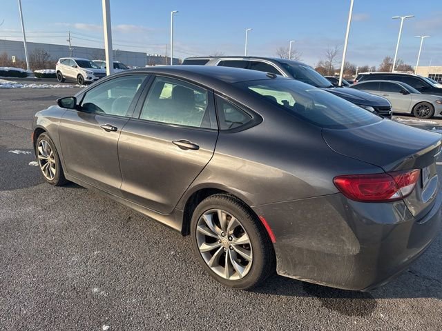 Used 2015 Chrysler 200 S w/ Comfort Group image 15