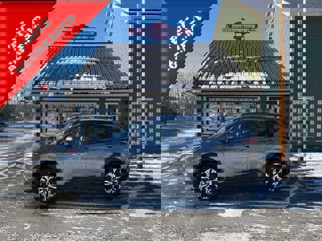 Used 2023 Nissan Rogue SV w/ SV Premium Package image 1