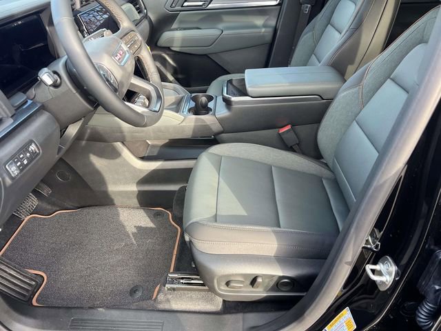 New 2026 GMC Terrain AT4 w/ Convenience Package III image 17